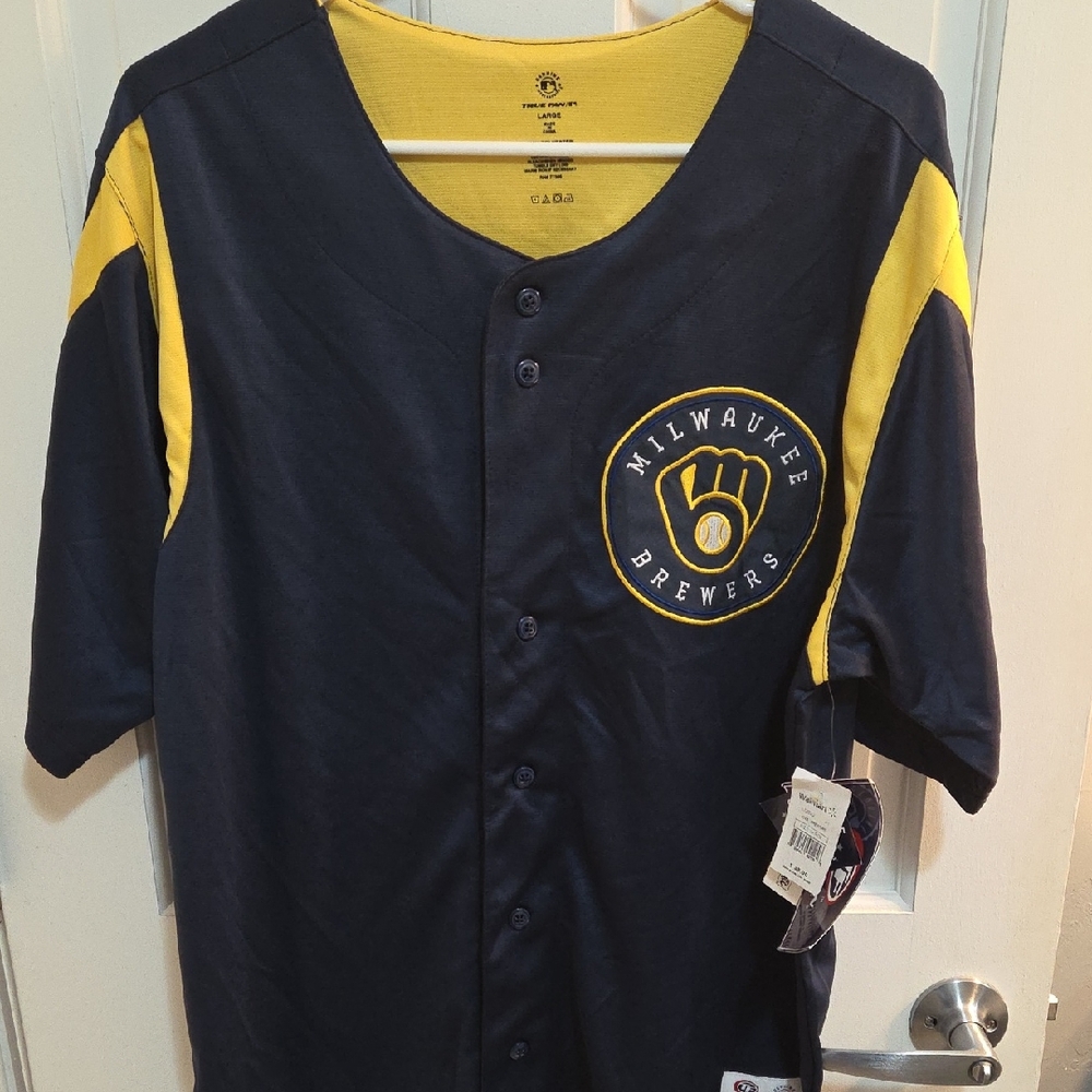 Mikwaukee BREWERS Jersey, NWT